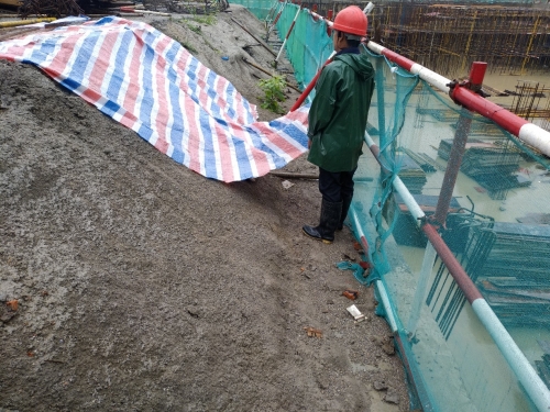 【防汛直击】防汛 | 风里雨里，利来官方网一直守在这里！